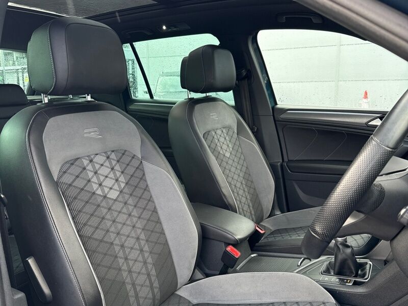 More views of Volkswagen Tiguan