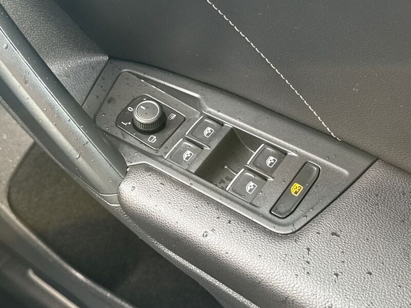 More views of Volkswagen Tiguan