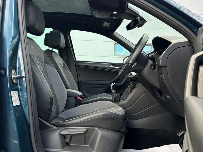 More views of Volkswagen Tiguan