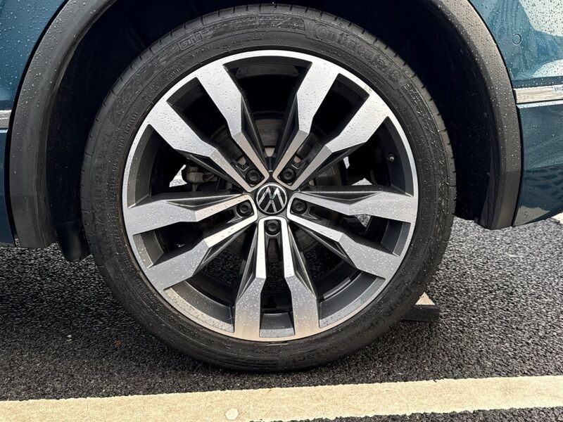 More views of Volkswagen Tiguan