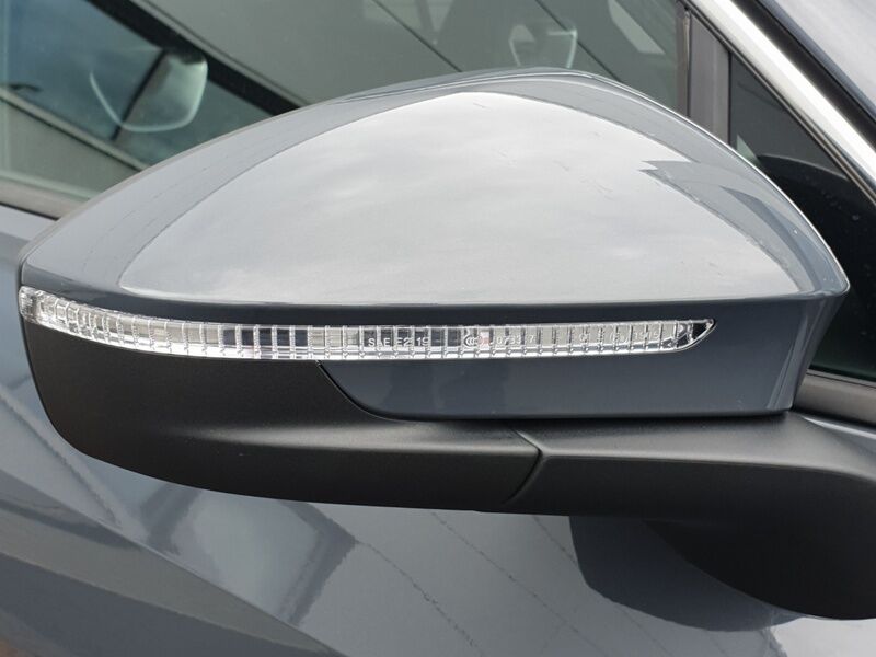More views of Volkswagen Tayron