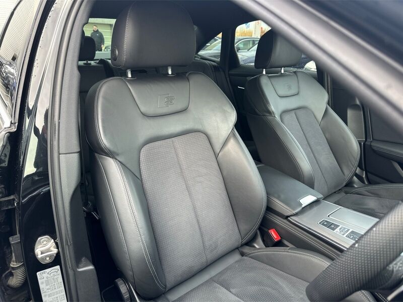 More views of Audi A6