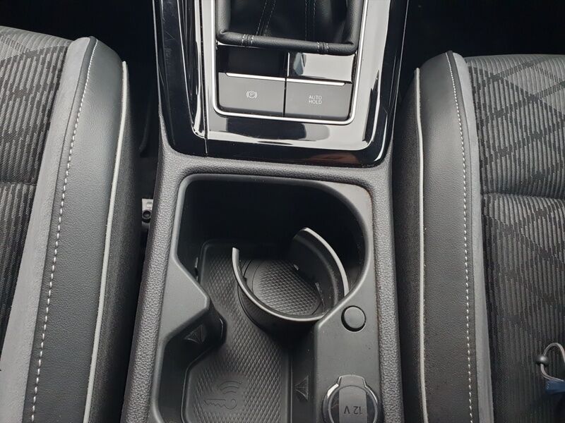 More views of Volkswagen Golf