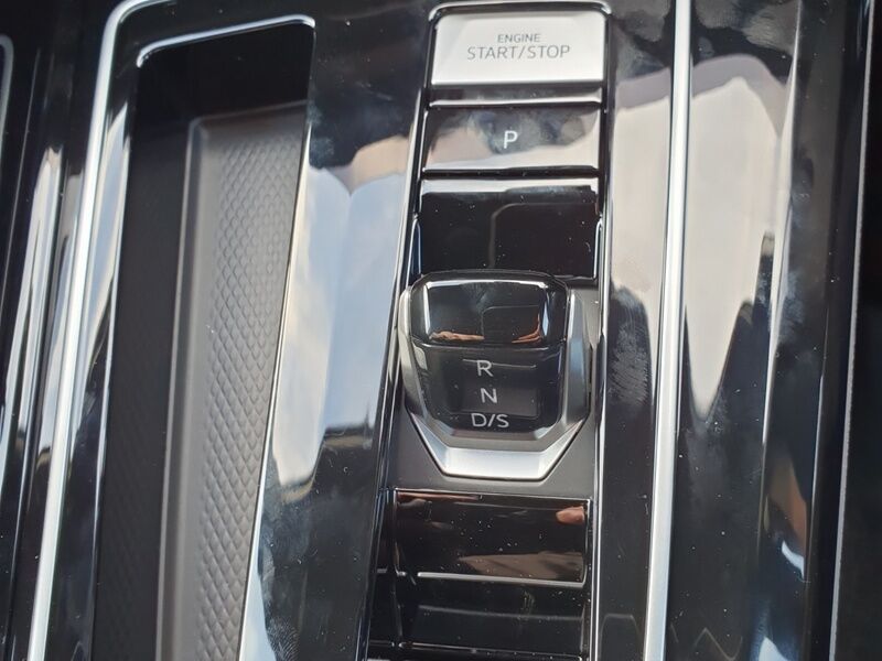 More views of Volkswagen Golf