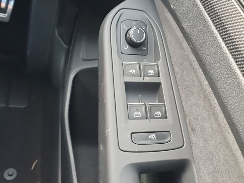 More views of Volkswagen Golf