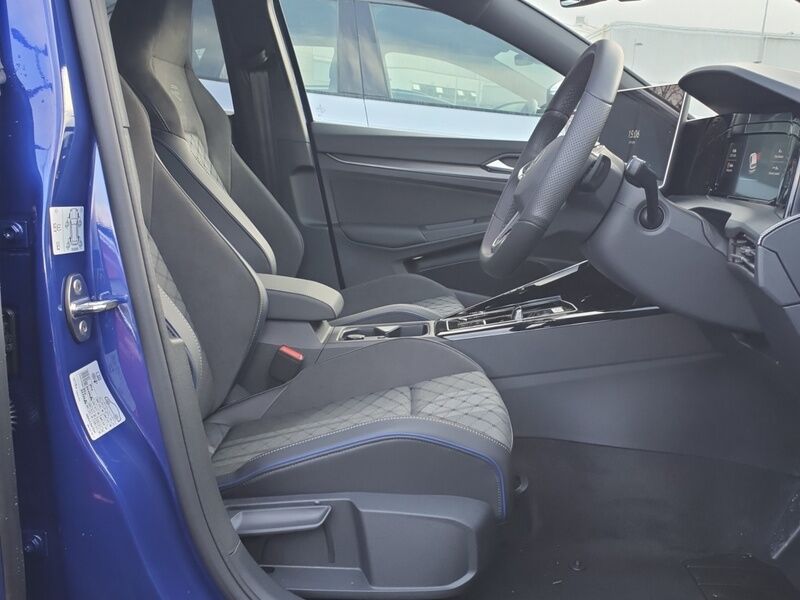 More views of Volkswagen Golf