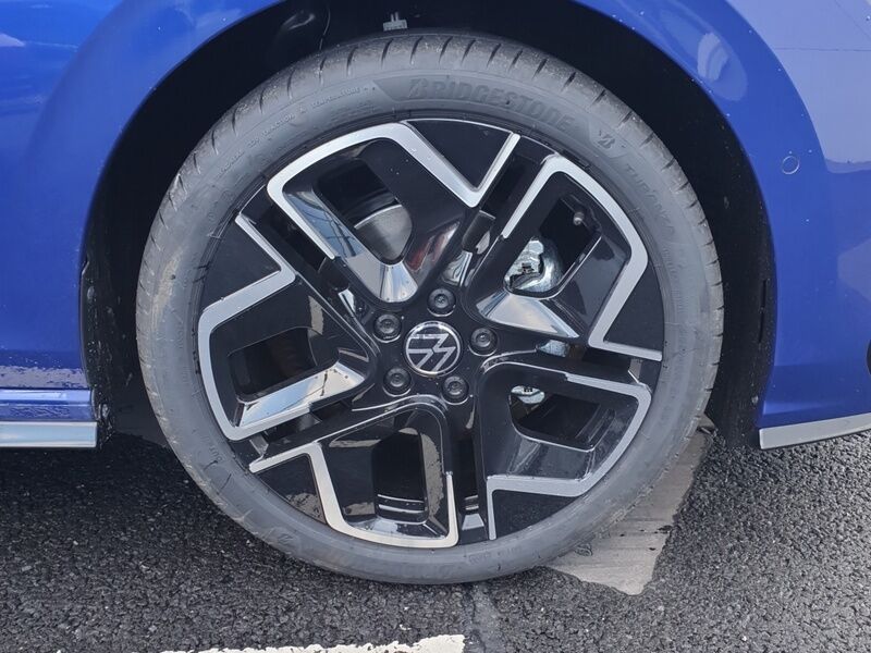 More views of Volkswagen Golf