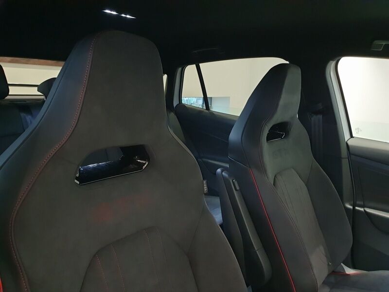 More views of Volkswagen ID.5