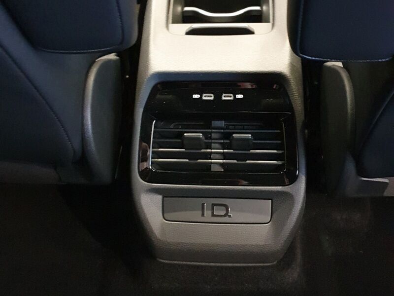 More views of Volkswagen ID.5