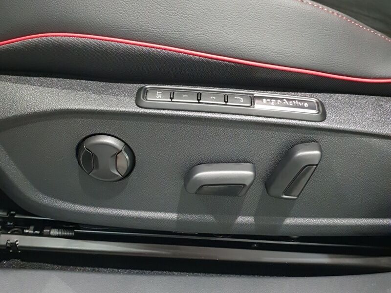 More views of Volkswagen ID.5