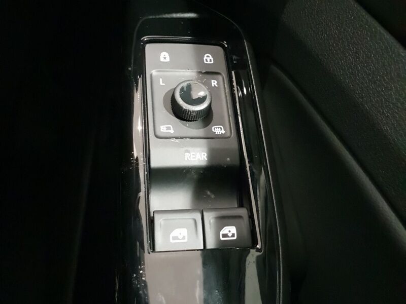 More views of Volkswagen ID.5