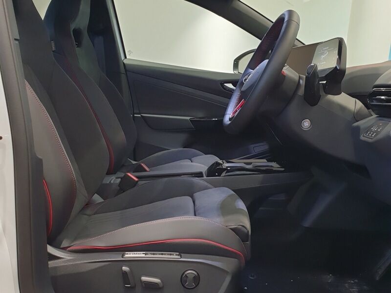 More views of Volkswagen ID.5