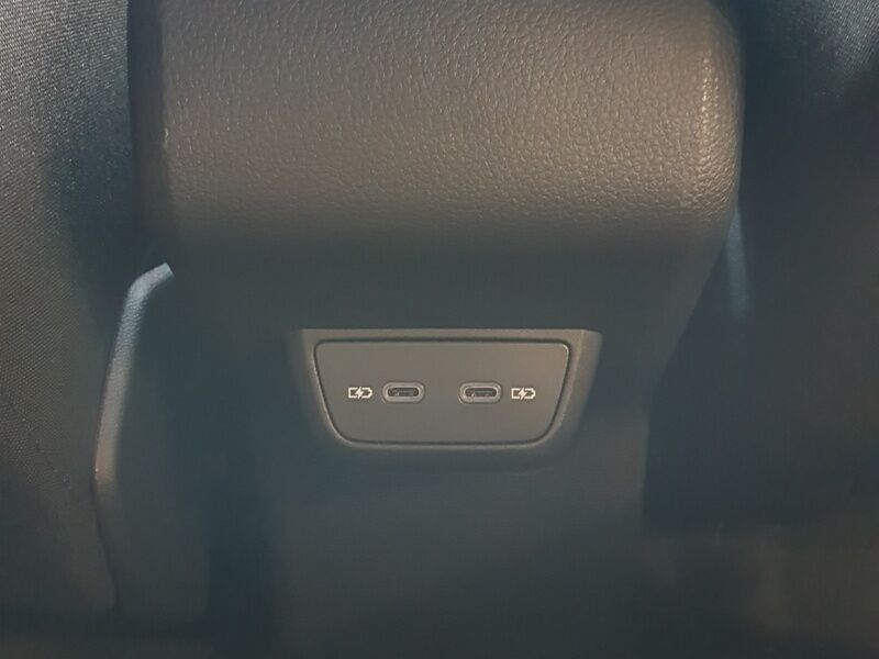 More views of Volkswagen Polo