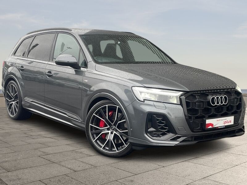 More views of Audi Q7