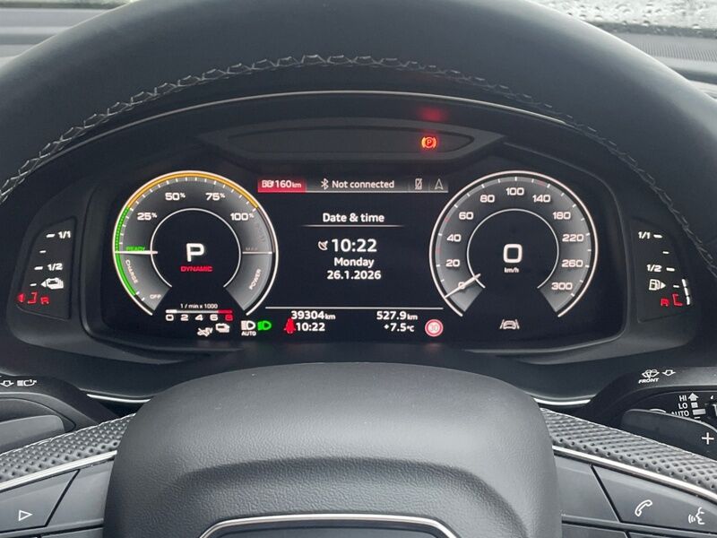 More views of Audi Q7