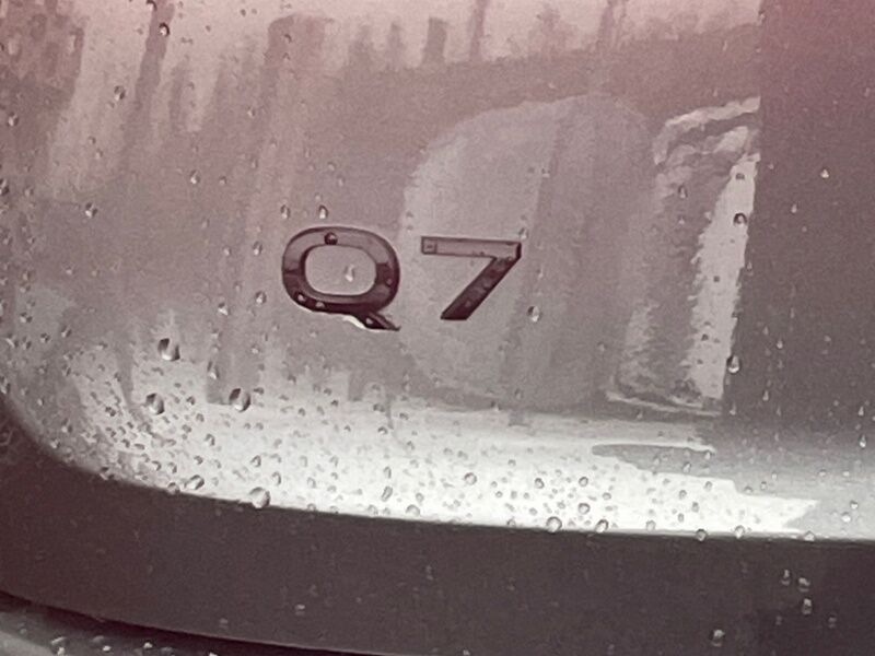 More views of Audi Q7