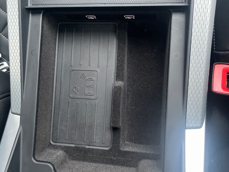 More views of Audi Q7