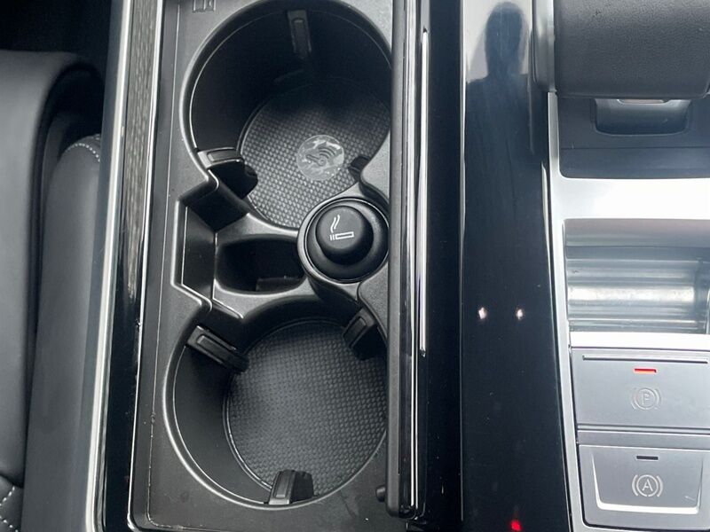 More views of Audi Q7