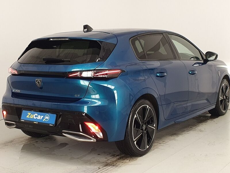 More views of Peugeot 308