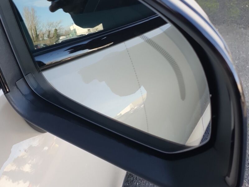 More views of Volvo EX40