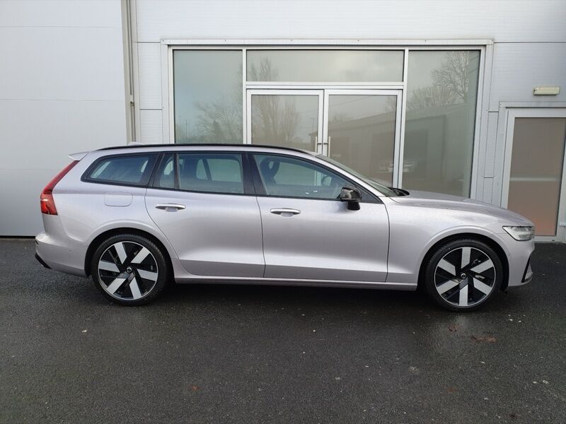More views of Volvo V60