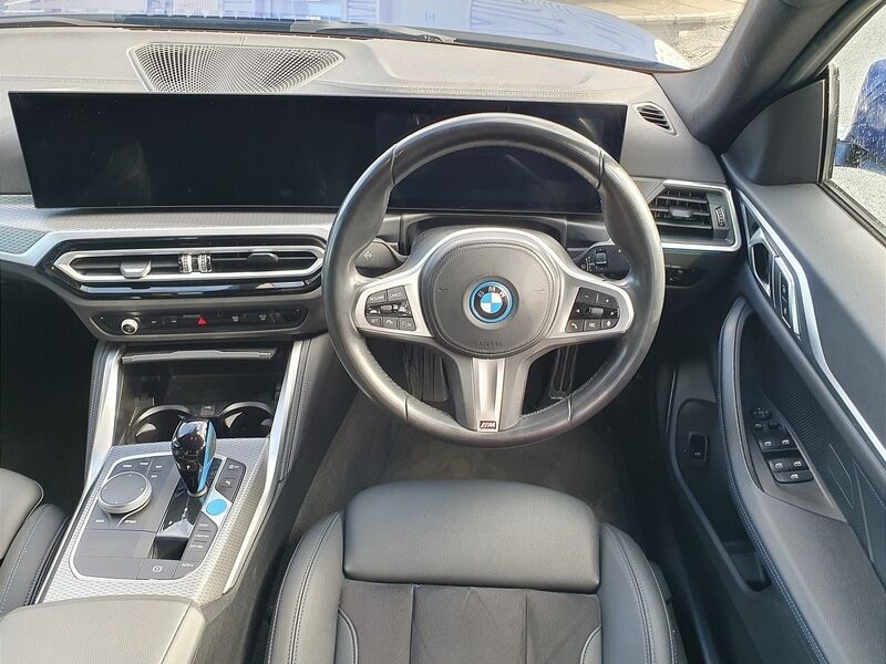 More views of BMW i4