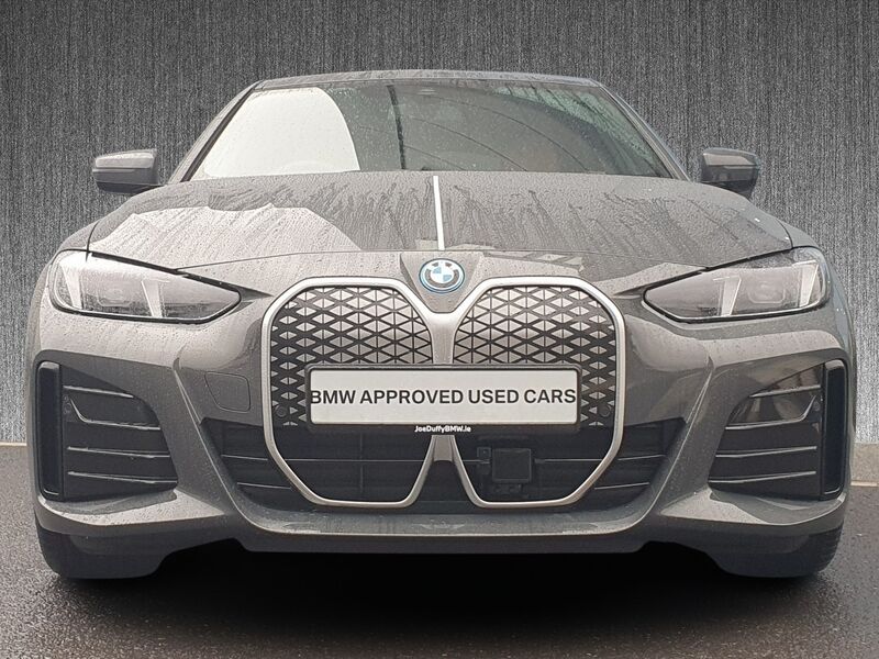 More views of BMW i4