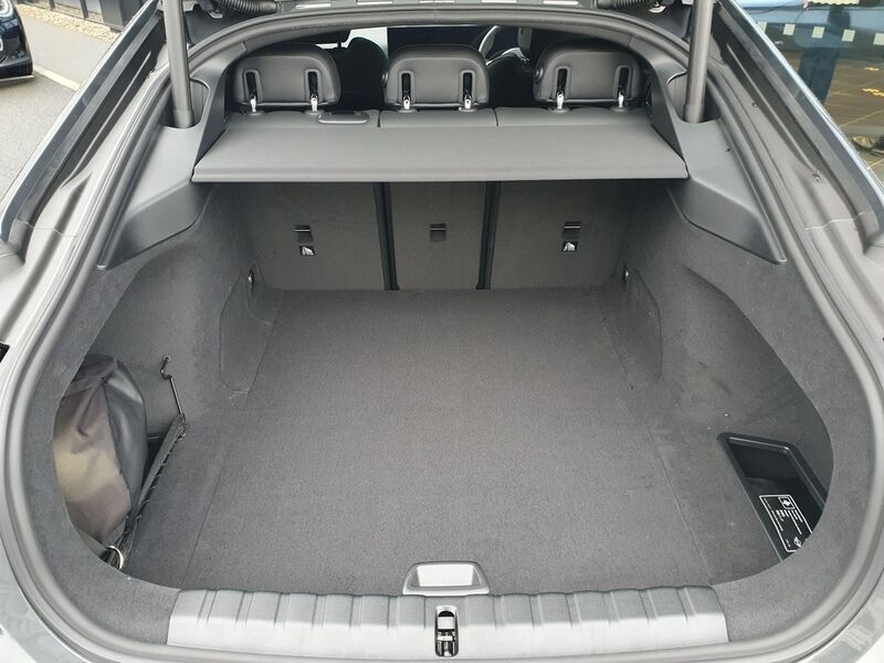 More views of BMW i4