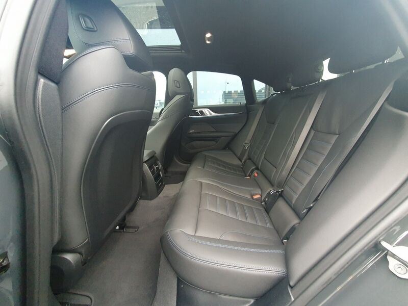 More views of BMW i4