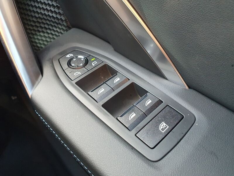 More views of BMW iX2