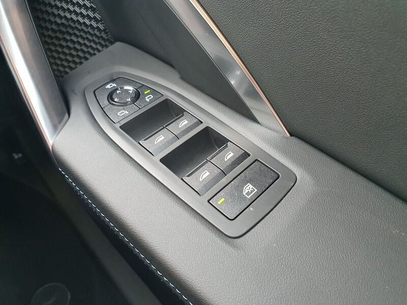 More views of BMW iX2