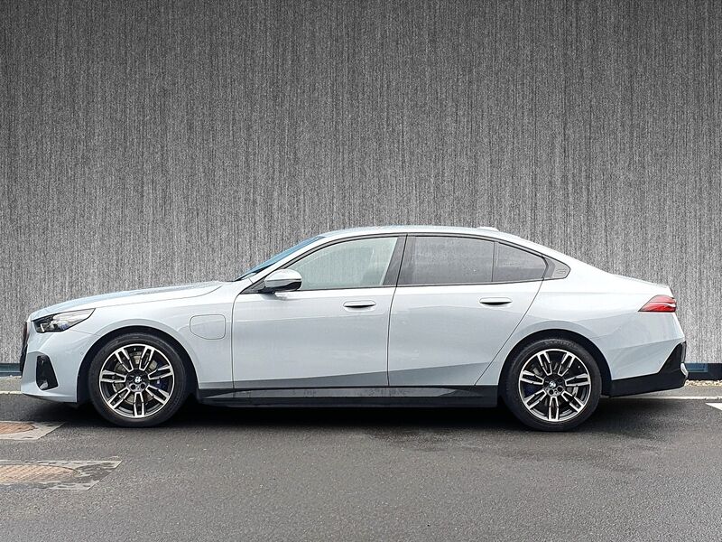 More views of BMW 5-Series