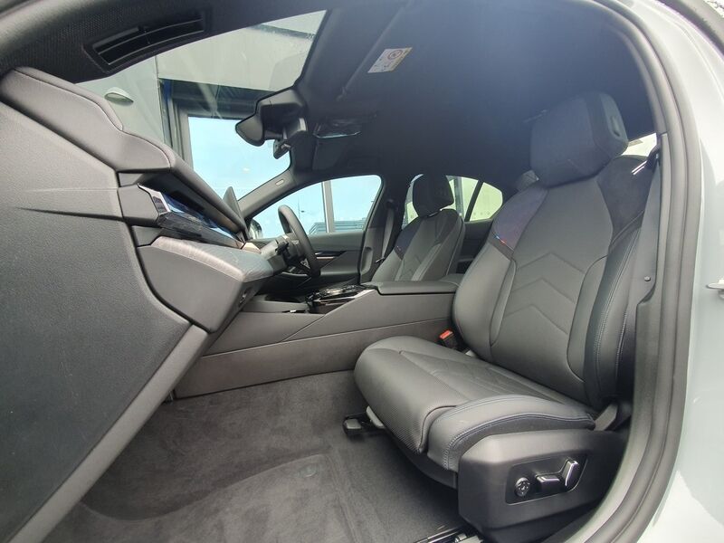 More views of BMW 5-Series