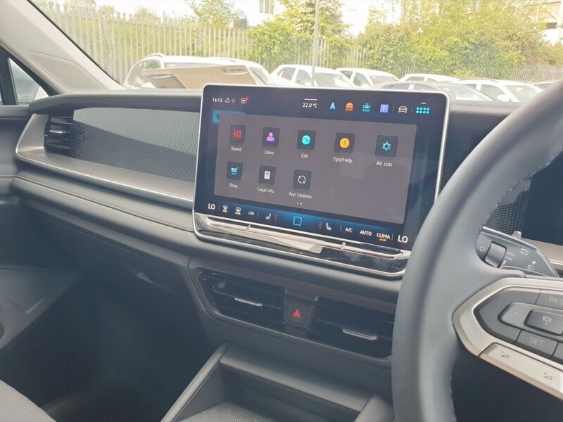 More views of Volkswagen Tayron