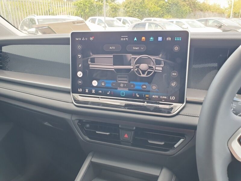 More views of Volkswagen Tayron