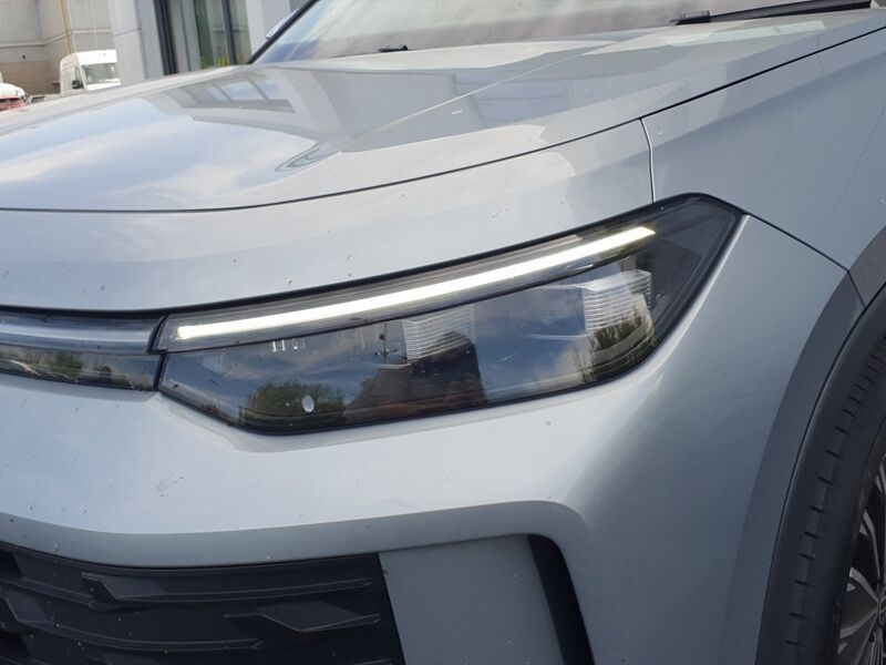 More views of Volkswagen Tayron