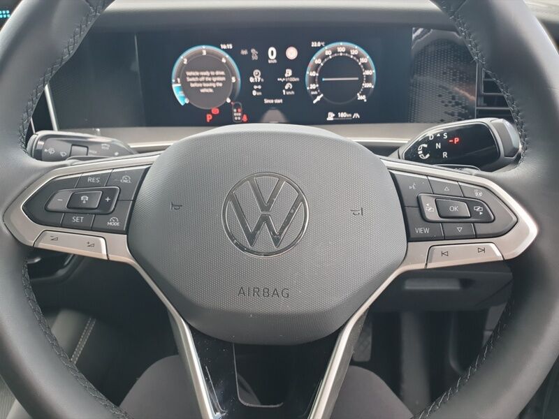More views of Volkswagen Tayron