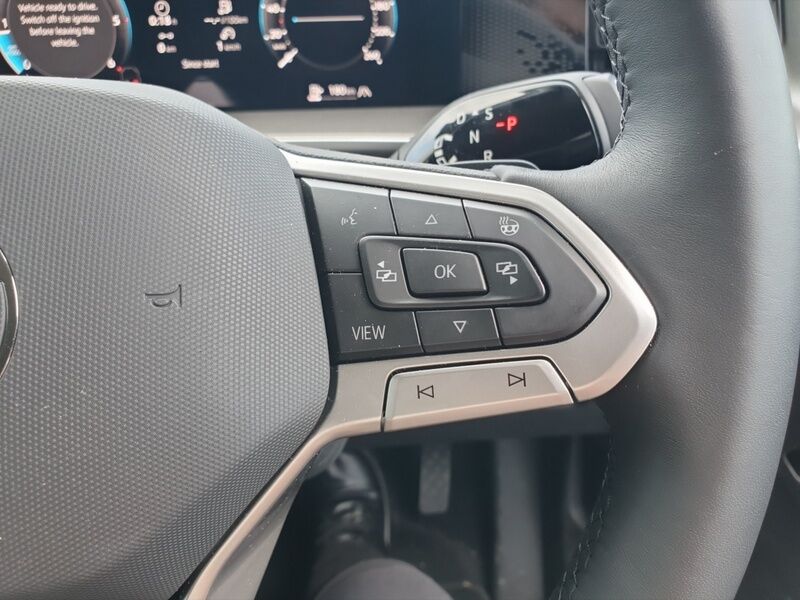More views of Volkswagen Tayron