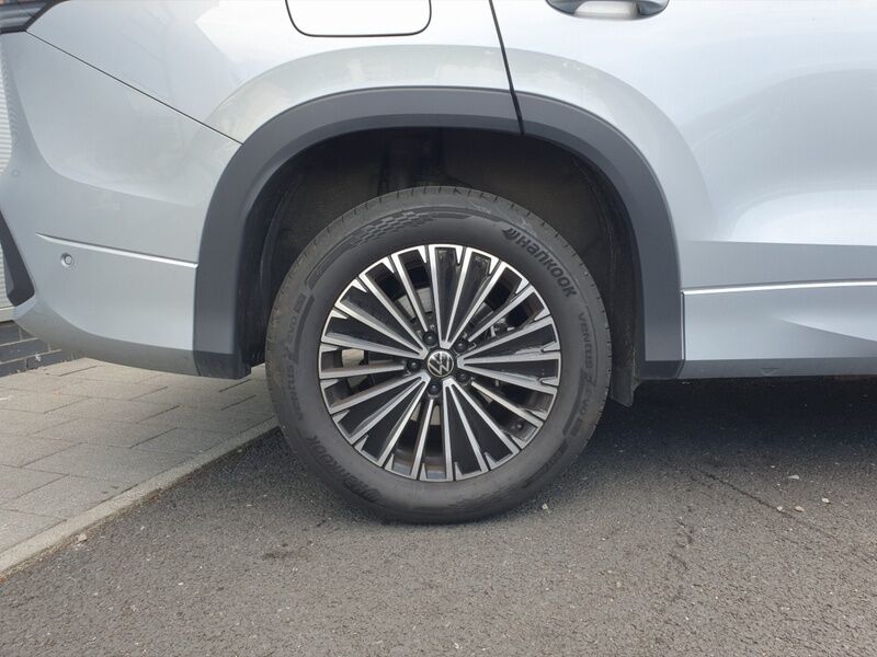 More views of Volkswagen Tayron