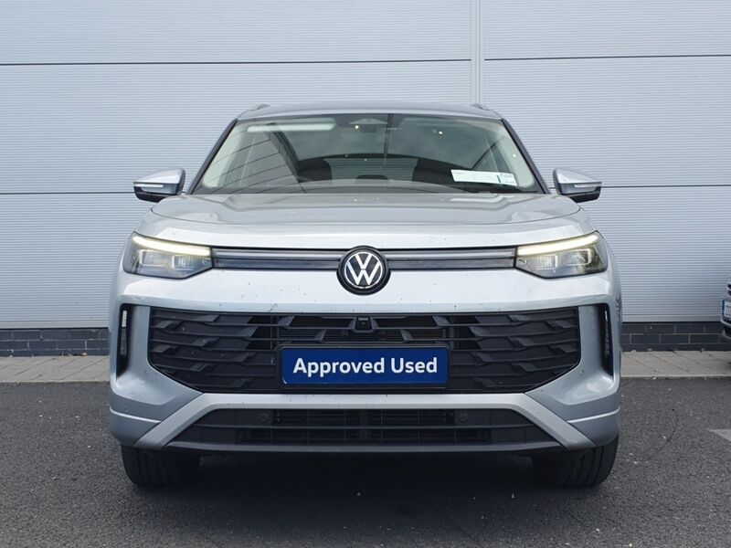 More views of Volkswagen Tayron