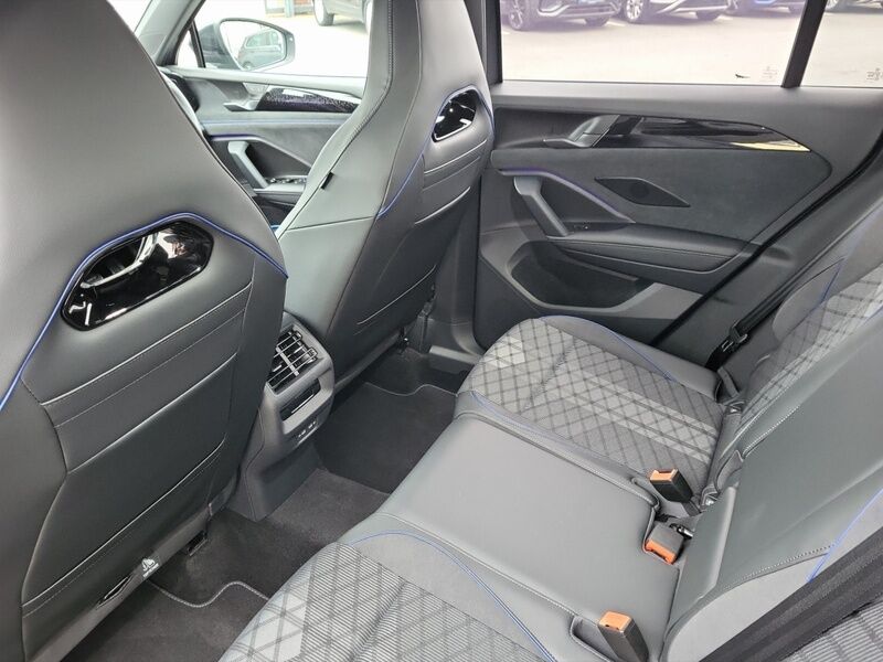 More views of Volkswagen Tiguan