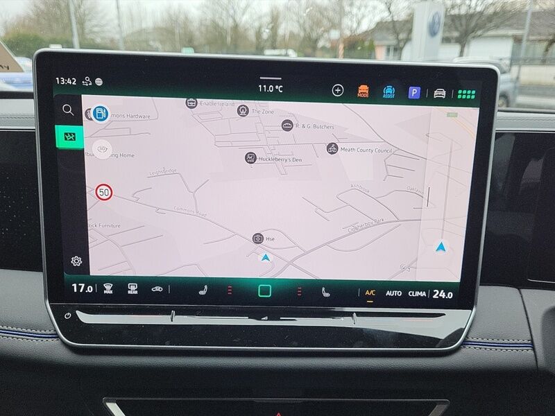 More views of Volkswagen Tiguan