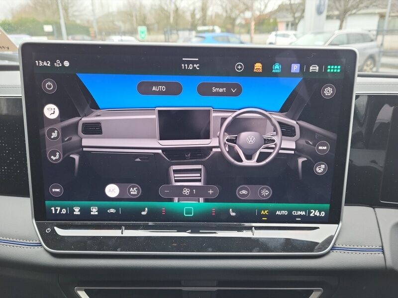 More views of Volkswagen Tiguan