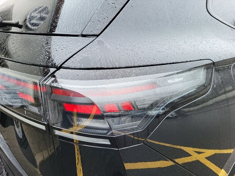 More views of Volkswagen Tiguan