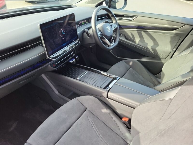 More views of Volkswagen ID.7