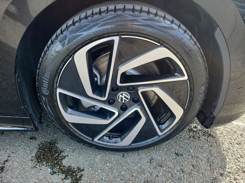 More views of Volkswagen ID.7