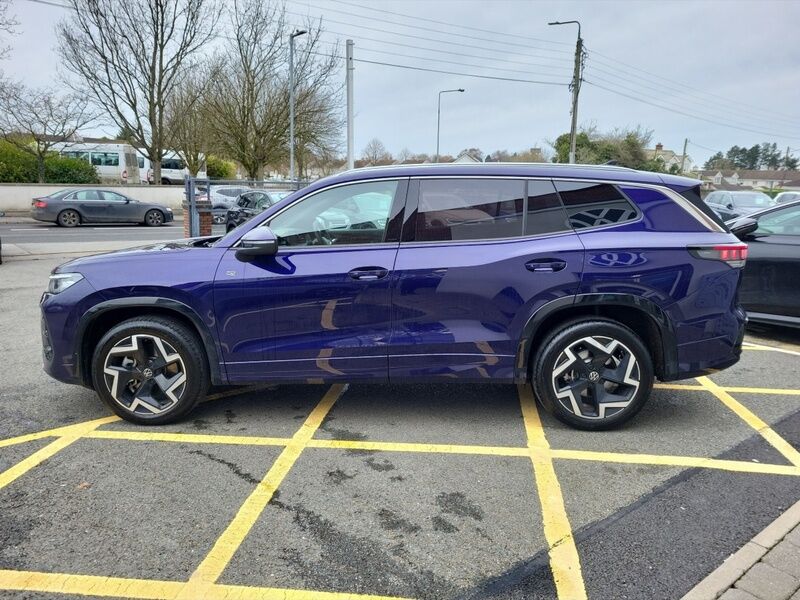 More views of Volkswagen Tayron