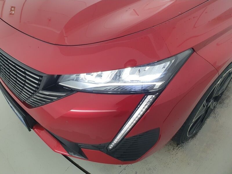 More views of Peugeot 308