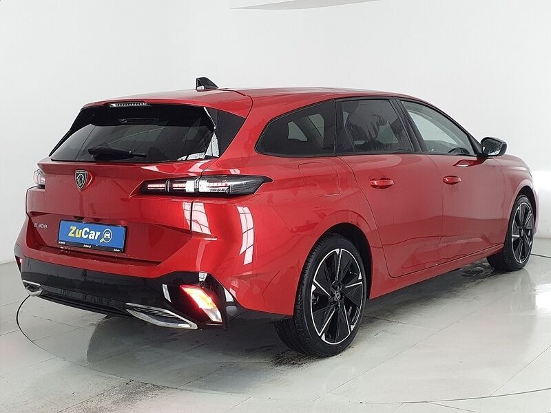 More views of Peugeot 308