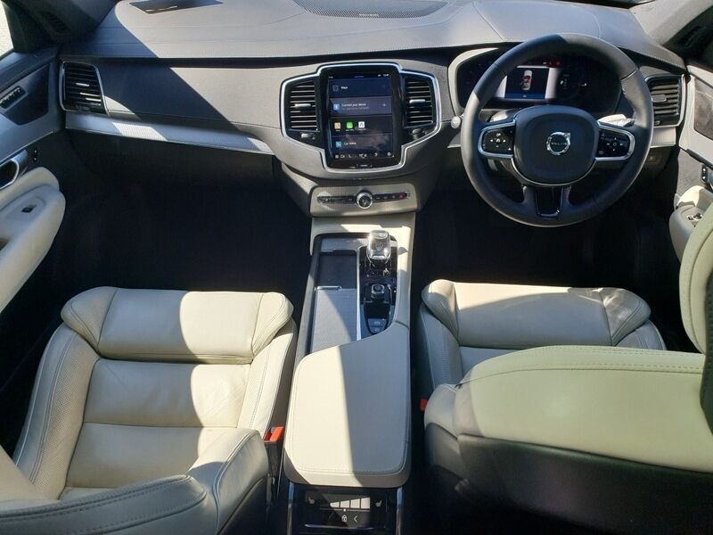 More views of Volvo XC90